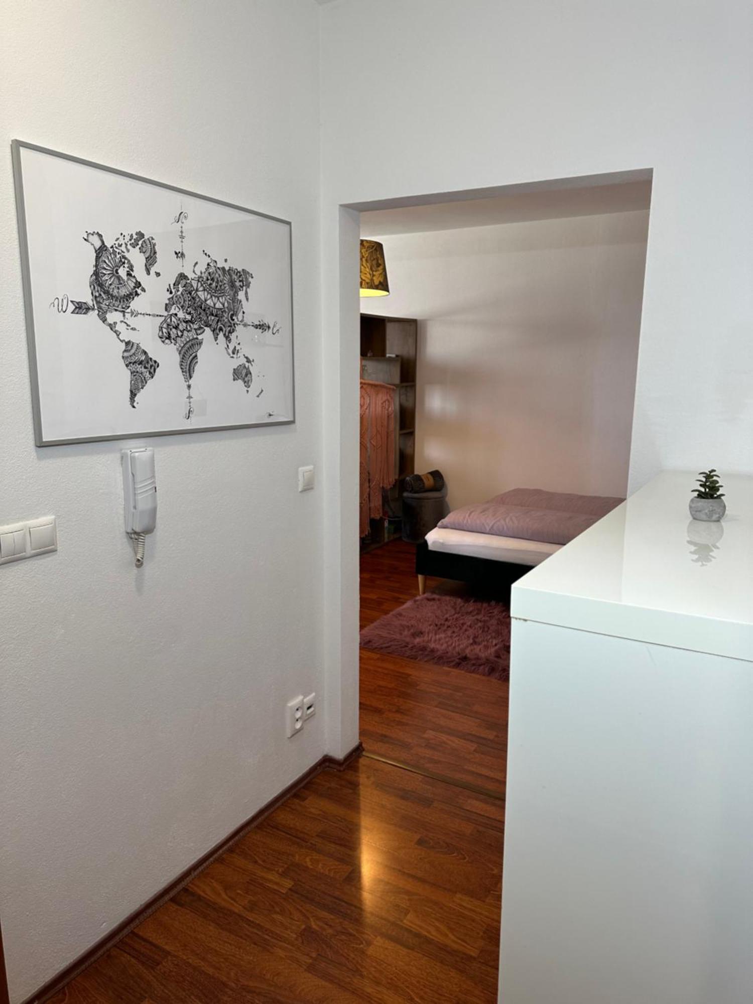 Cozy Apartment With Nice Balcony Seating, 9Th Floor, Parking Bratislava Esterno foto